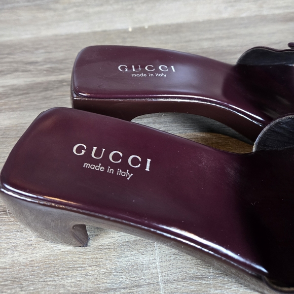 Authentic Gucci Plum Leather Wood Block Heel Slip On Slides Sandals Sz 37 US 6.5 - Picture 5 of 12